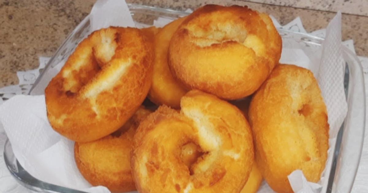 Rosquinha frita de vinagre é uma deliciosa opção para o lanche da tarde, conhecida por...