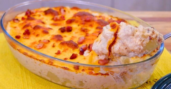 Sobremesas: Batata Gratinada Cremosa Com Molho de Queijo e Bacon