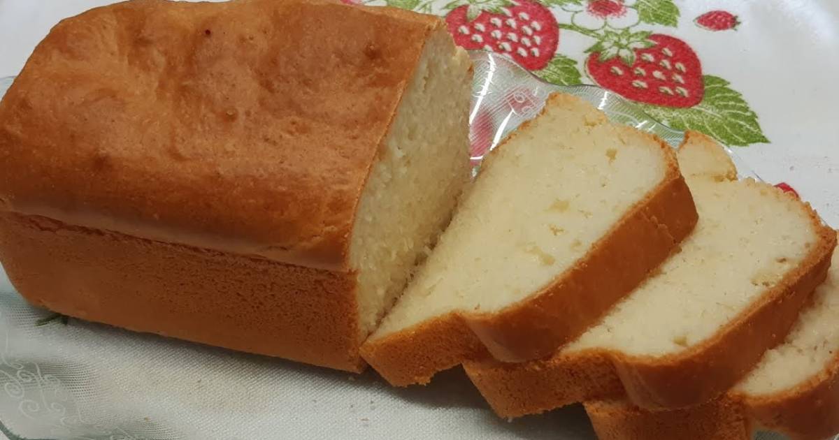 O pão de tapioca fofinho e sem glúten é uma excelente alternativa ao pão tradicional,...