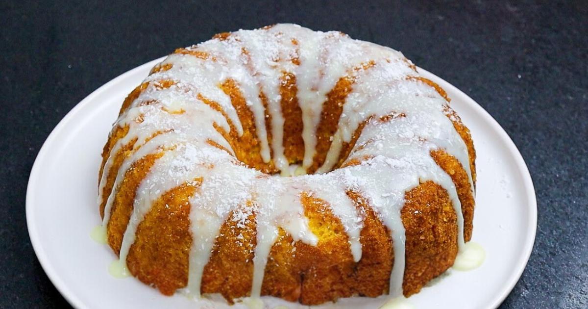 O bolo de abóbora com coco é uma receita incrível que combina a suavidade da...