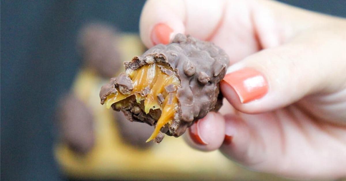 Os bombons de chocolate Chokito são uma deliciosa e prática receita que você pode fazer...