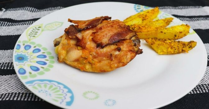 Especiais: Frango Assado com Bacon: Descubra Como Deixar Seu Frango Bem Crocante