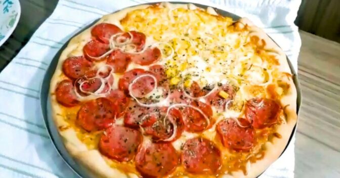 Pizza: Aprendi Com Uma Colega Que Trabalha na Pizzaria! A Pizza Caseira Mais Gostosa e Higiênica!