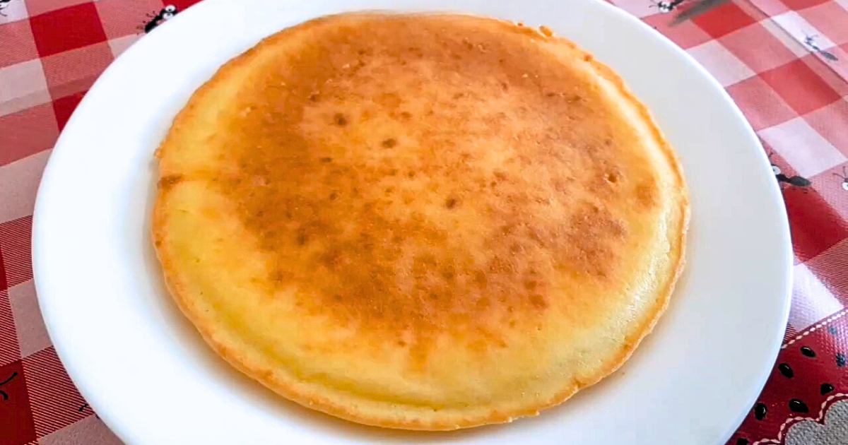 Receita de Pão de Queijo na Frigideira Que tal preparar um delicioso pão de queijo...