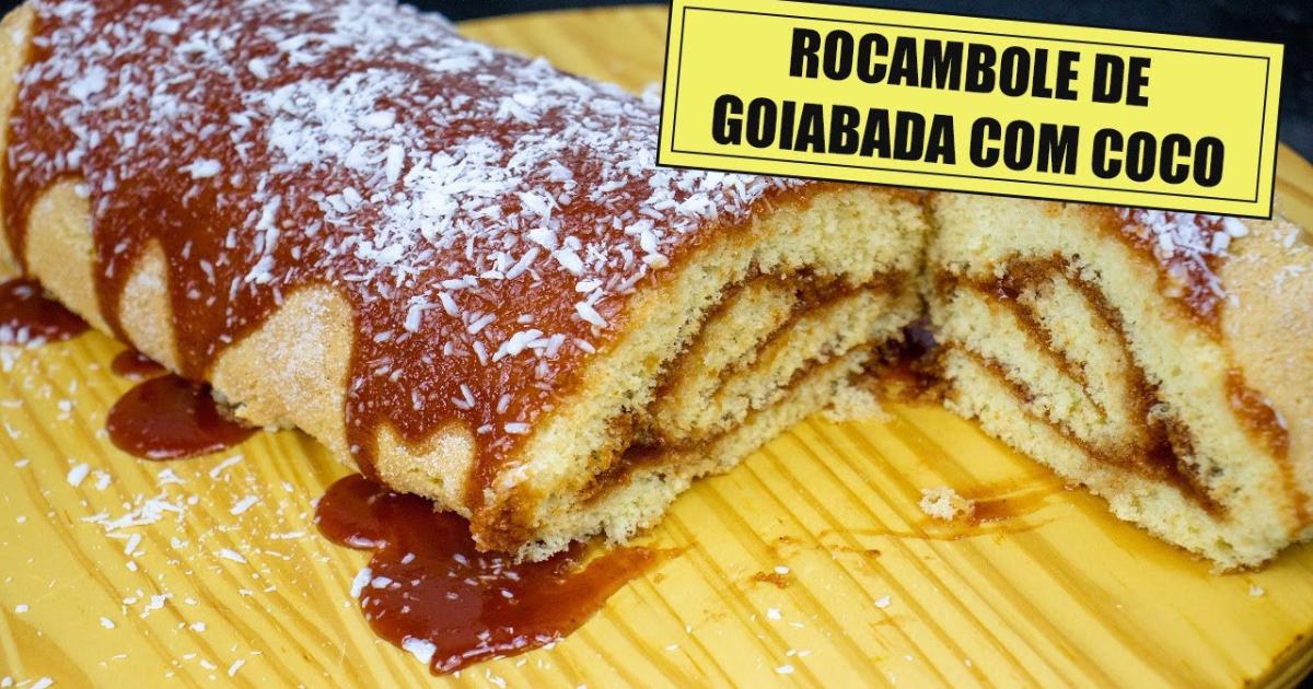 O rocambole de goiabada com coco é uma deliciosa sobremesa tradicional da culinária brasileira. Esta...