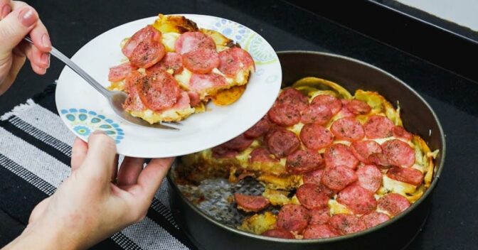 Tortas: Como Fazer Torta de Pizza com Batata Frita, Uma Verdadeira Delícia!