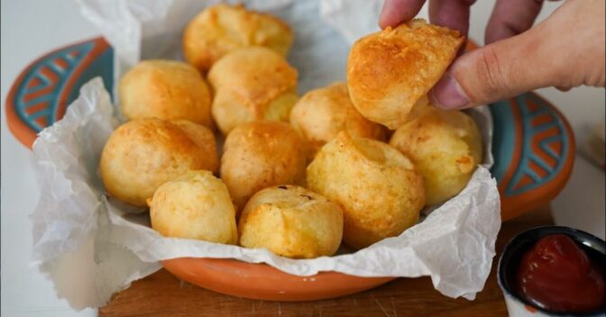 Petiscos: Bolinhas de Batata Na Air Fryer Que Derrete Na Boca