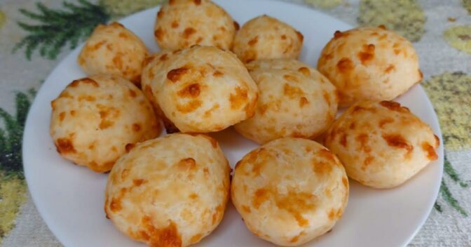 Lanche: Pão de Queijo Delicioso e Rápido Para Você Fazer Para o Seu Café da Manhã