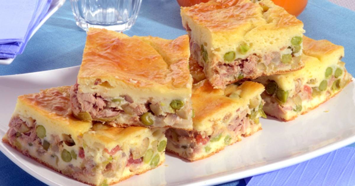 A torta de atum é uma receita prática e rápida, ideal para quem busca algo...