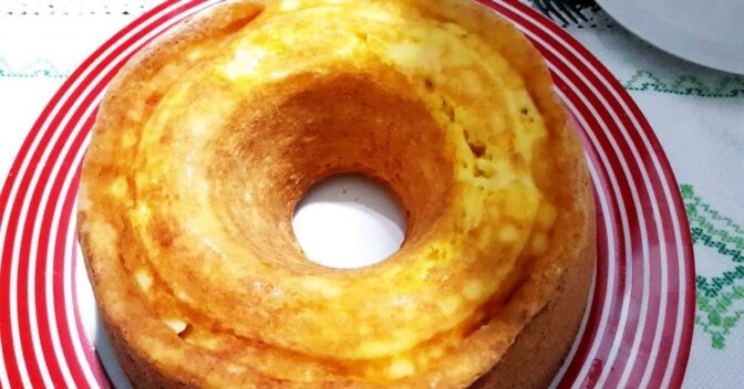 Bolos: Bolo Flocão de Milho com Requeijão para uma Café da Manhã Delicioso e Fácil de Fazer!