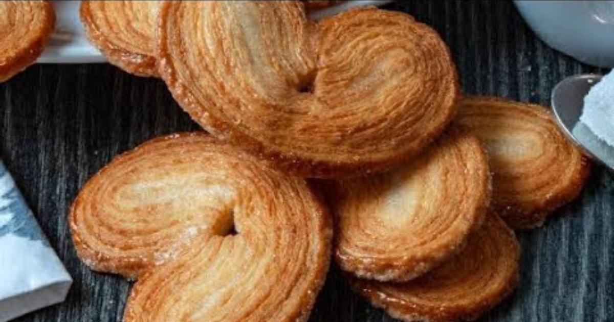 O palmier é uma deliciosa iguaria francesa conhecida por sua textura crocante e sabor doce....