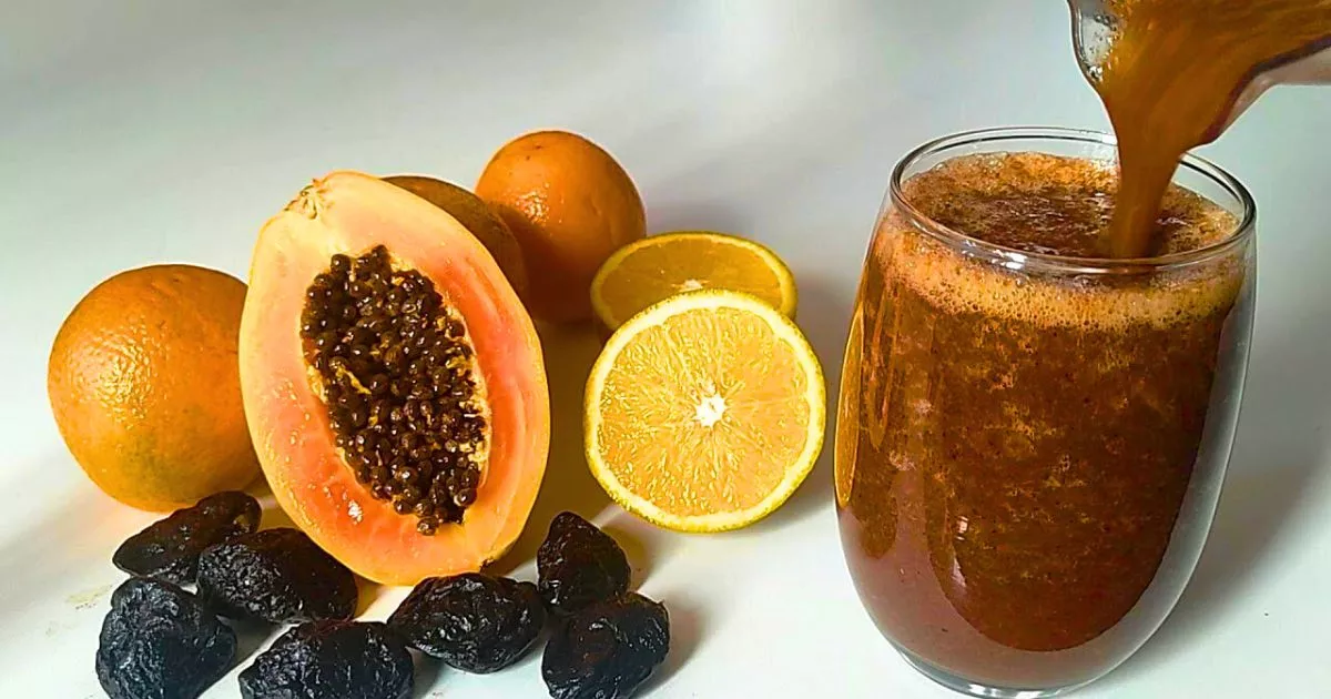 Um Suco Poderoso Para Combater a Prisão de Ventre: Laranja, Mamão e Ameixa Esse suco...