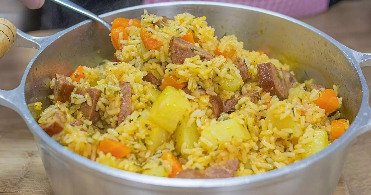 Almoço Completo de Uma Só Panela para quem Está com Preguiça de Cozinhar