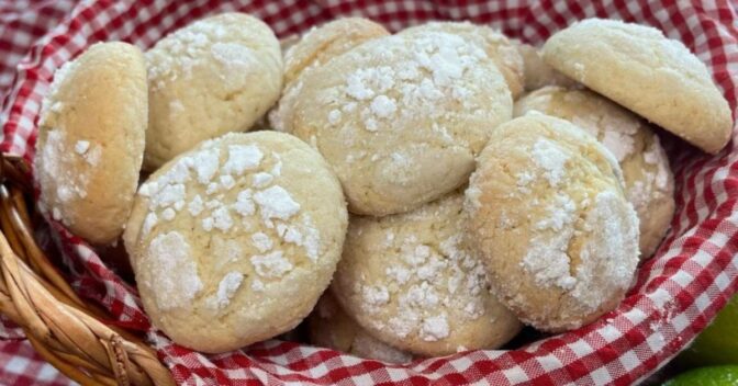 Biscoitos: Biscoito de Limão Perfeito e Simples da Vovó