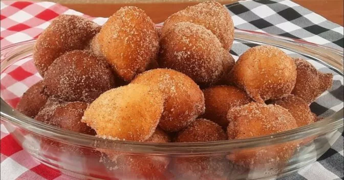 Lanche: Bolinho de Chuva Delicioso