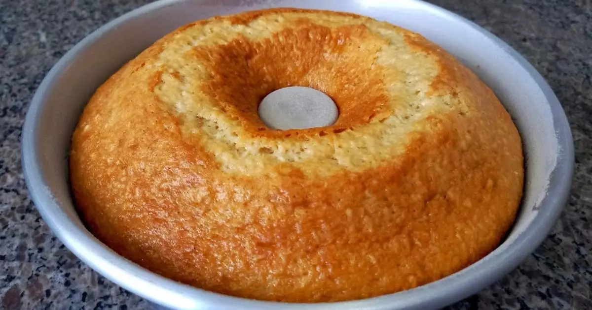 Bolo de Coco Super Fofinho O Bolo de Coco Super Fofinho é uma deliciosa receita...