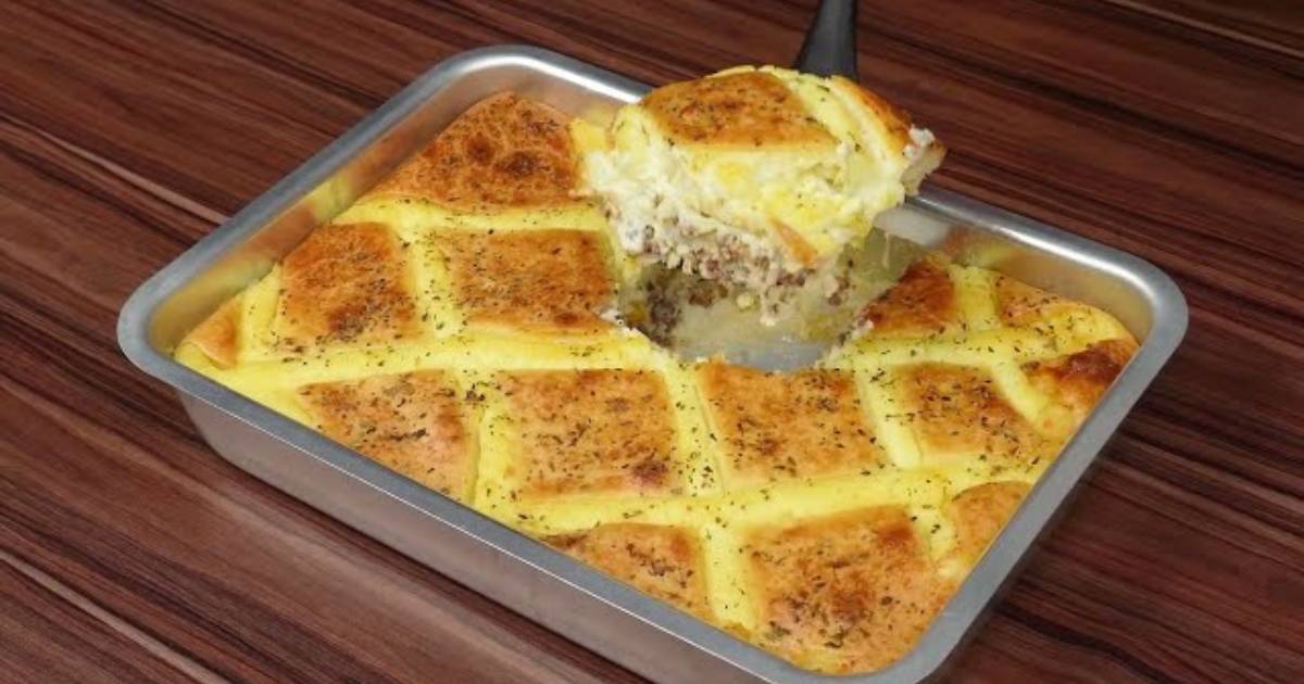 A torta salgada de carne moída é uma opção prática e deliciosa, ideal para refeições...