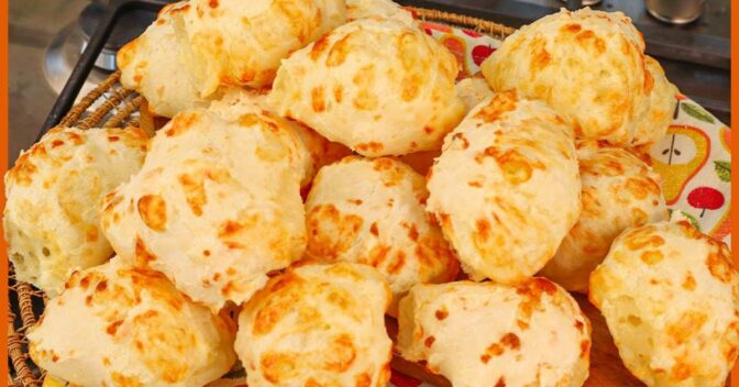 Lanche: Pão de Queijo Super Delicioso