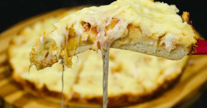 Lanche: Pizza Pan de Frango Catupiry Super Fofinho