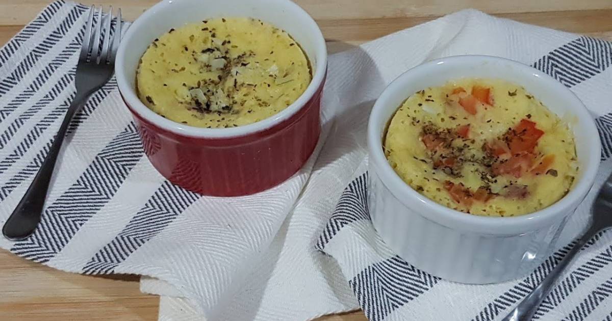 Experimente a torta salgada de microondas que fica pronta em apenas 3 minutos! Esta receita...