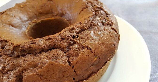 Bolos: Bolo de Courgette com Cacau, Laranja e Cardamomo, uma Delícia sem Igual para você Fazer em Dias Especiais!