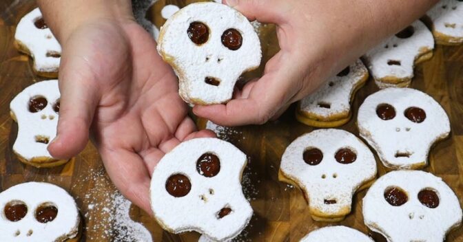 Biscoitos: Biscoito Super Crocante e com Decoração de Halloween