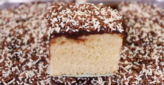 Bolos: Bolo de Trigo Com Brigadeiro Super Fofinho de Liquidificador