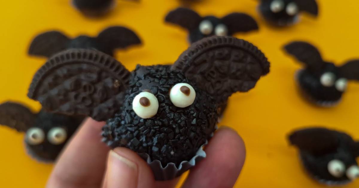 O brigadeiro de morcego para Halloween é uma versão criativa e temática do tradicional docinho...