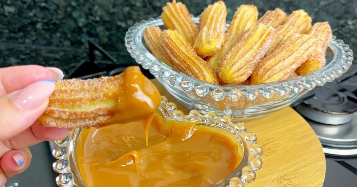 Churros Caseiro e Econômico Os churros caseiros são uma deliciosa opção de sobremesa que agrada...