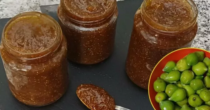 Doces: Doce de Figo Caseiro com Toque de Limão para Saborear com Queijos e Pães