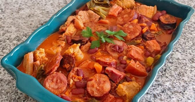 Especiais: Feijoada à Transmontana Receita Tradicional Portuguesa Passo a Passo