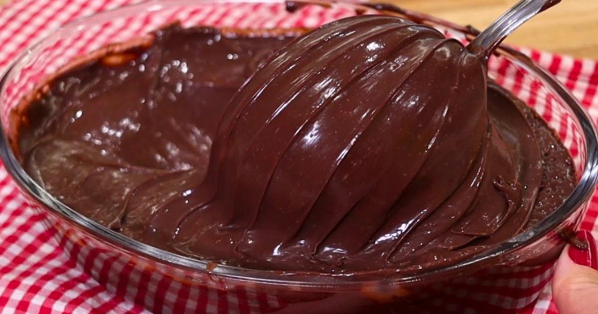 O Briganache é uma deliciosa combinação de brigadeiro e ganache, trazendo um recheio de chocolate...