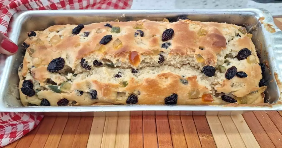 Este Pão Natalino Fácil Sem Sovar é a receita perfeita para as festividades de fim...