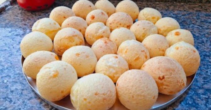 Pães: Pão de Queijo com Polvilho Azedo