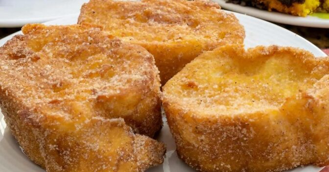 Sobremesas: Rabanadas Douradas de Forno Sobremesa Tradicional e Leve para o Natal