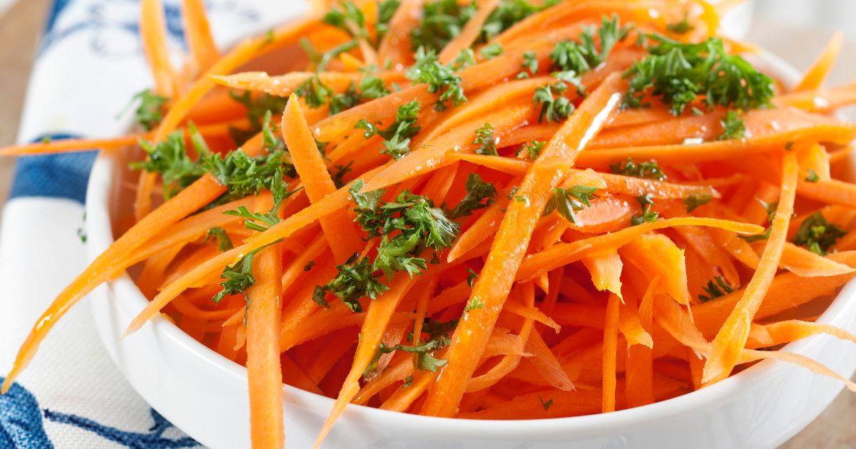 Salada de Cenoura em Palitos Igual de Restaurante