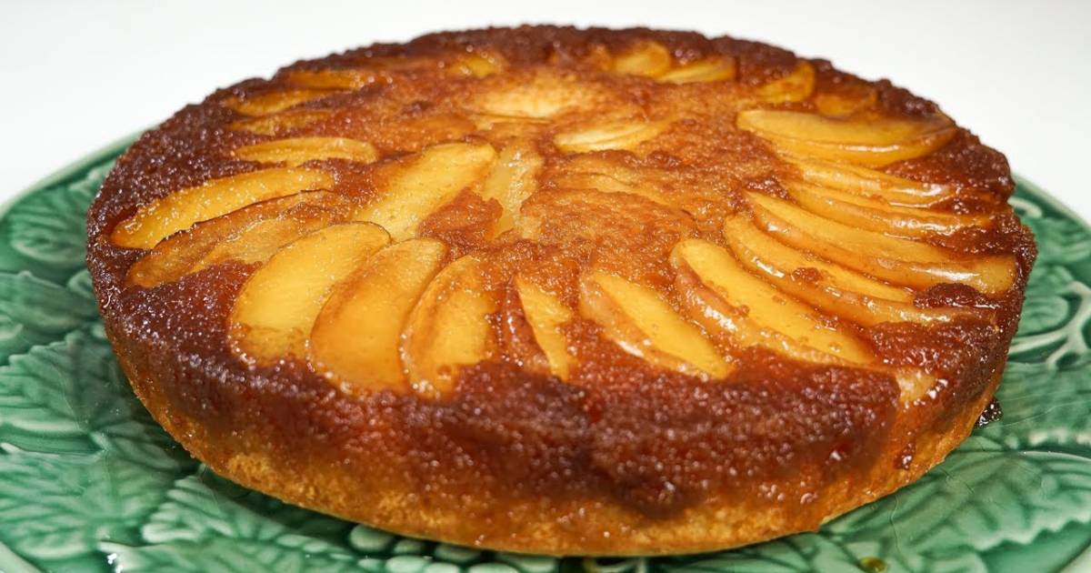 Torta de Maçã Caramelizada que Derrete na Boca Perfeita para o Café da Manhã