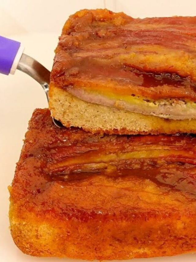 Experimente fazer um bolo de banana caramelizada e surpreenda a todos com essa deliciosa combinação...