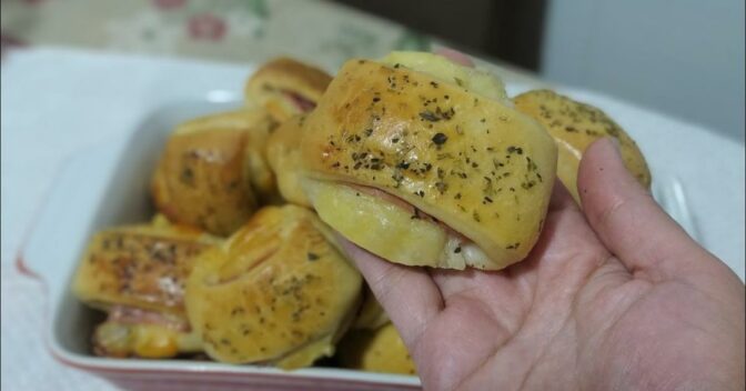 Lanche: Joelho de Presunto e Queijo: Lanche Delicioso e Fácil de Fazer!