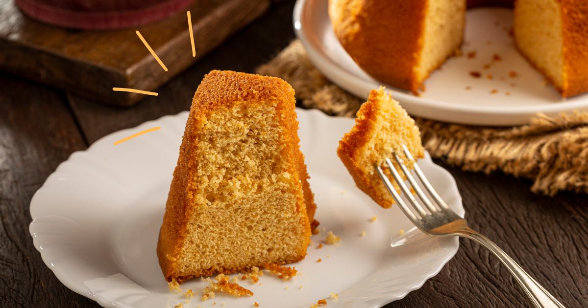 Bolo fofinho, prático e delicioso feito no liquidificador, perfeito para café da tarde com família....