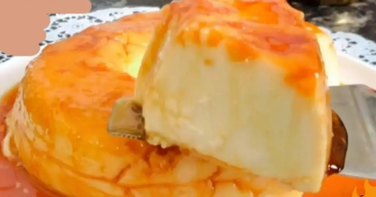 Pudim cremoso sem ovo e forno, com leite condensado, Maizena e calda de caramelo deliciosa....