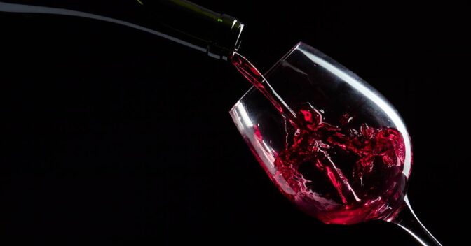 Notícias: Você sabia que o vinho tinto, em moderação, pode ser benéfico para o coração?