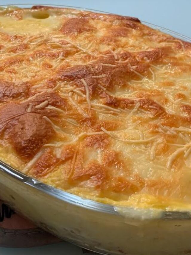 Hoje vou te mostrar como fazer um frango cremoso gratinado no forno que é super...