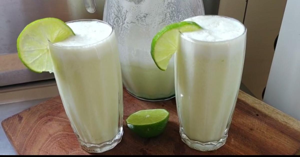 Prepare uma bebida cremosa e refrescante com esta receita fácil e deliciosa para qualquer ocasião....