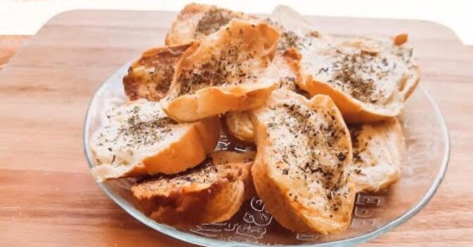 Lanche: Torradas na Airfryer com Maionese ou Requeijão: Como Você Prefere?