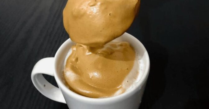 Bebidas: Café Cremoso de Cafeteria