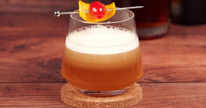 Drinks: Descubra o Inusitado com o Drink Barbecue Sour!