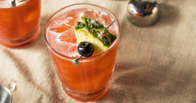 Drinks: Como Fazer o Drink Jungle Bird – Receita Tiki Tropical com Campari