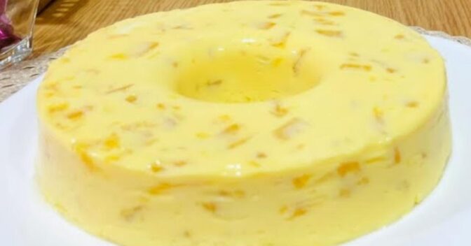 Sobremesas: Gelado de Abacaxi Cremoso