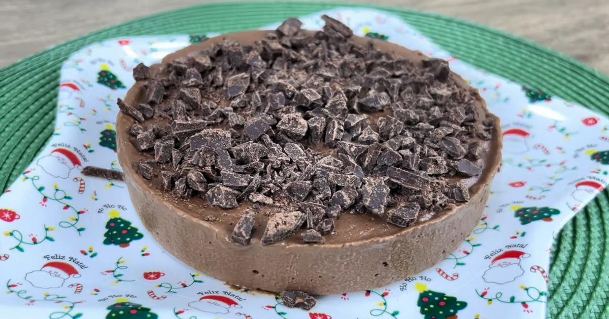 Faça um mousse de chocolate com apenas dois ingredientes: simples, rápido e surpreendente....
